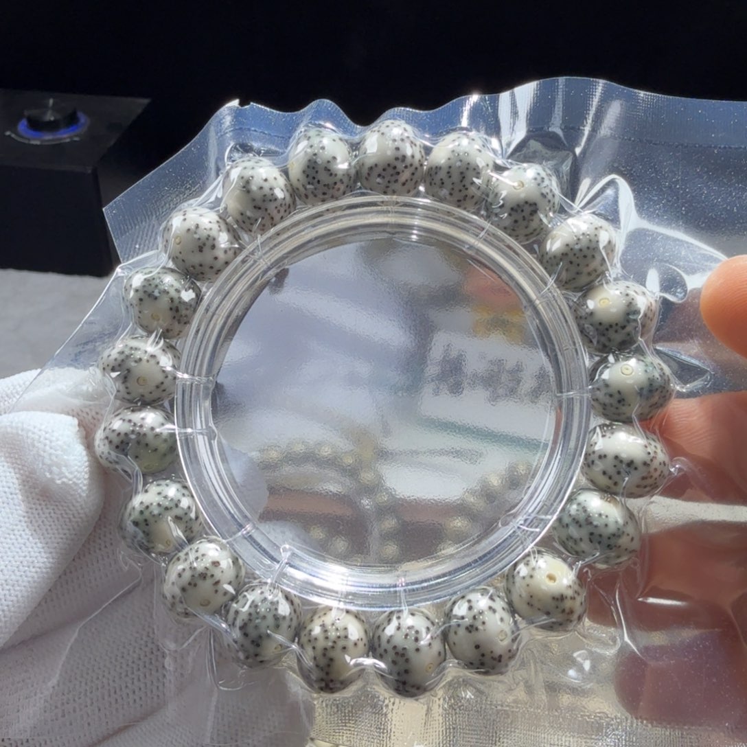 星月菩提吊坠13。10石玉苹果