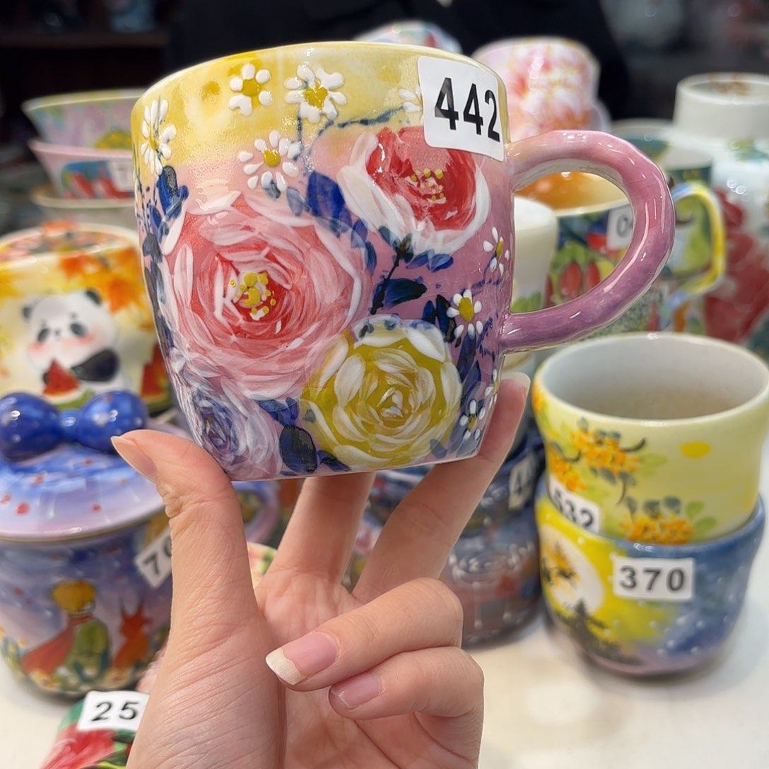 瓷片兔兔好可爱呀打