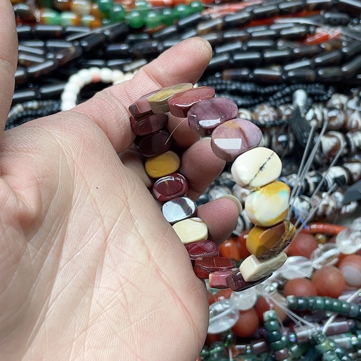 玛瑙/玉髓珠宝半成品未镶嵌一条蛋黄石手牌