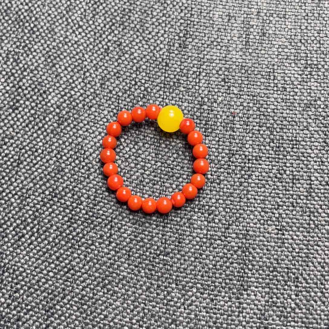 未镶嵌戒圈南红玛瑙