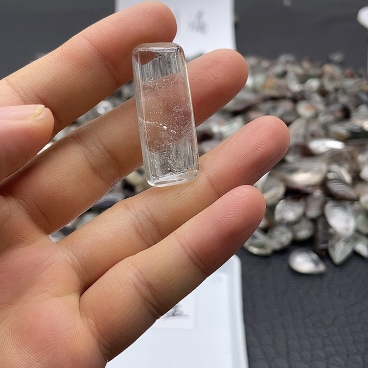 水晶未镶嵌珠宝半成品37