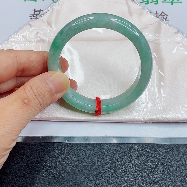南***③未镶嵌手镯翡翠翡翠手镯