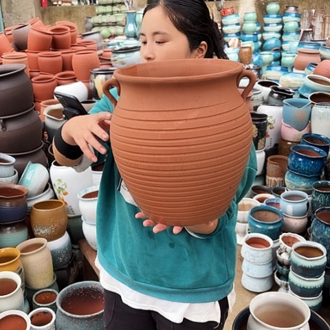 口25高30瑕疵一个。 