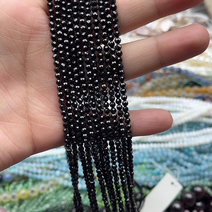 未镶嵌玛瑙/玉髓珠宝半成品一条3mm左右黑尖晶刻面