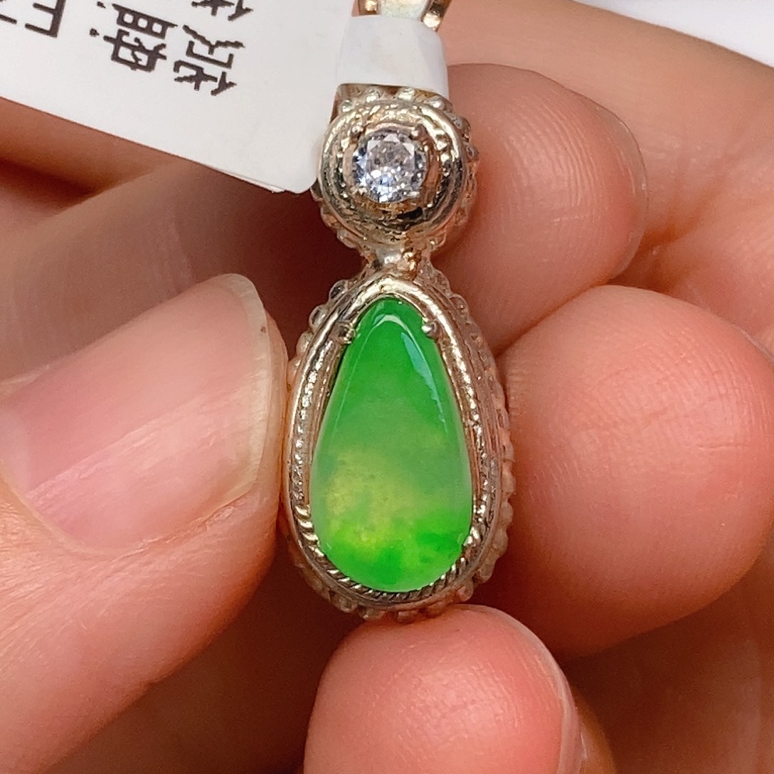 未镶嵌戒指翡翠翡翠蛋面