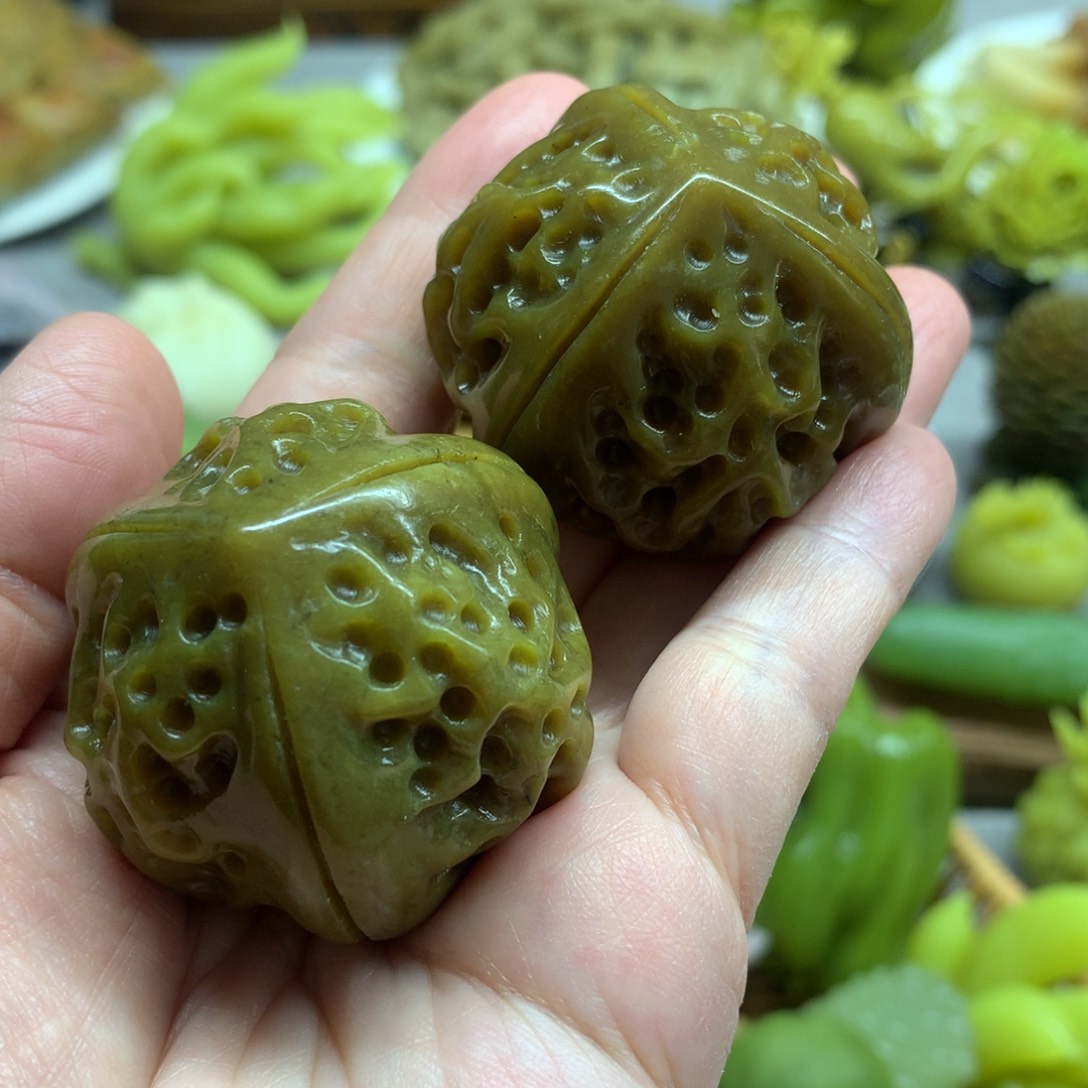 蛇纹石玉手把件未镶嵌手****9