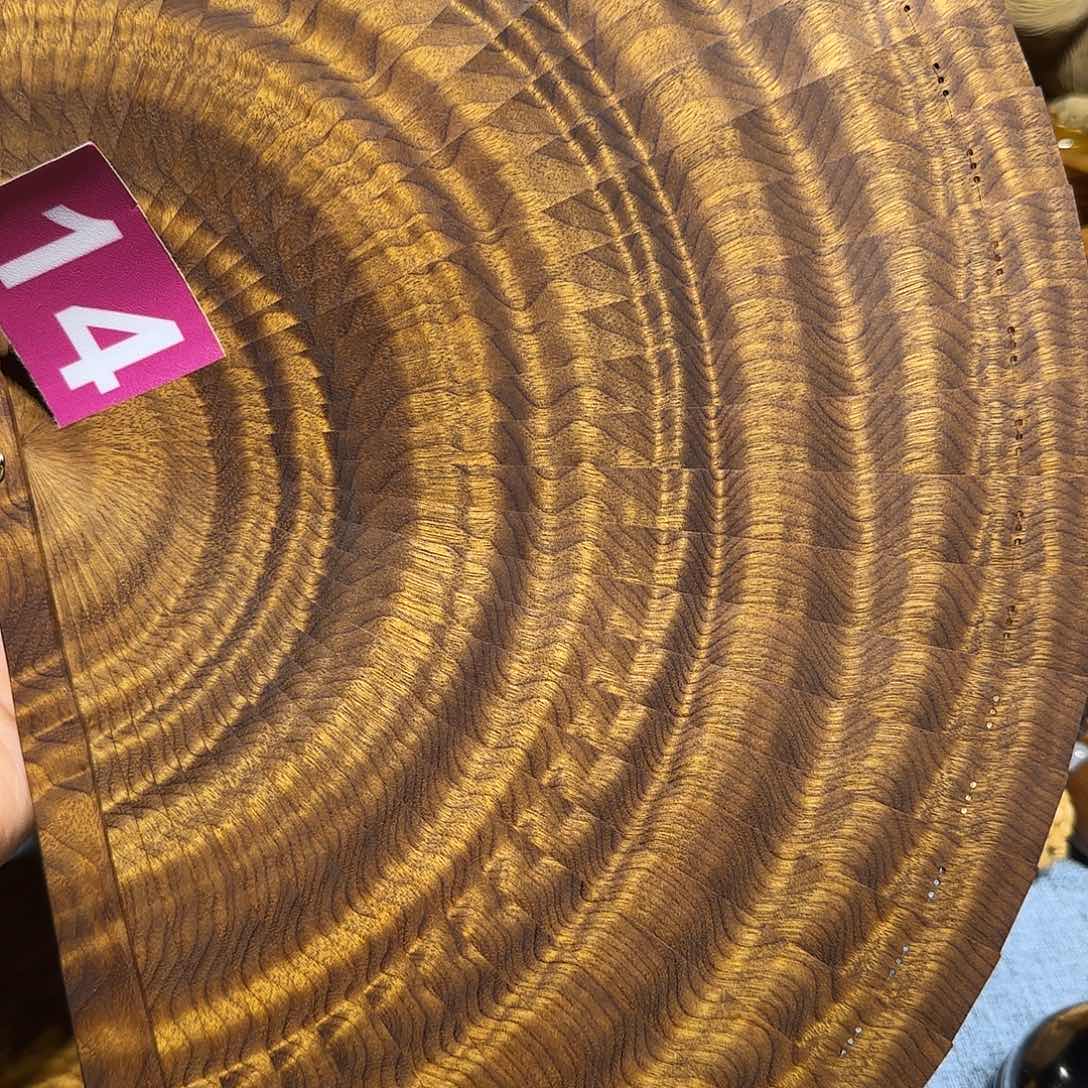 金丝楠杭****厂金丝楠手把件