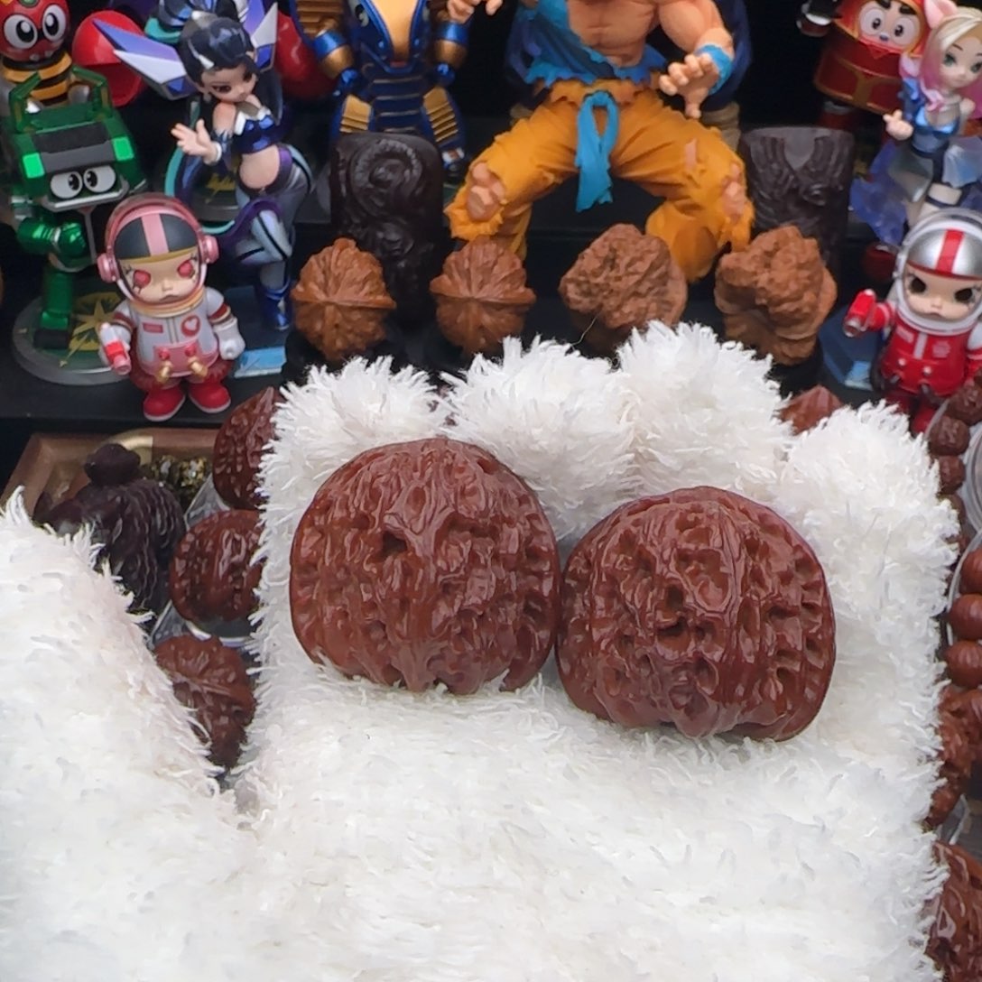 文玩核桃吊坠35全品三角白