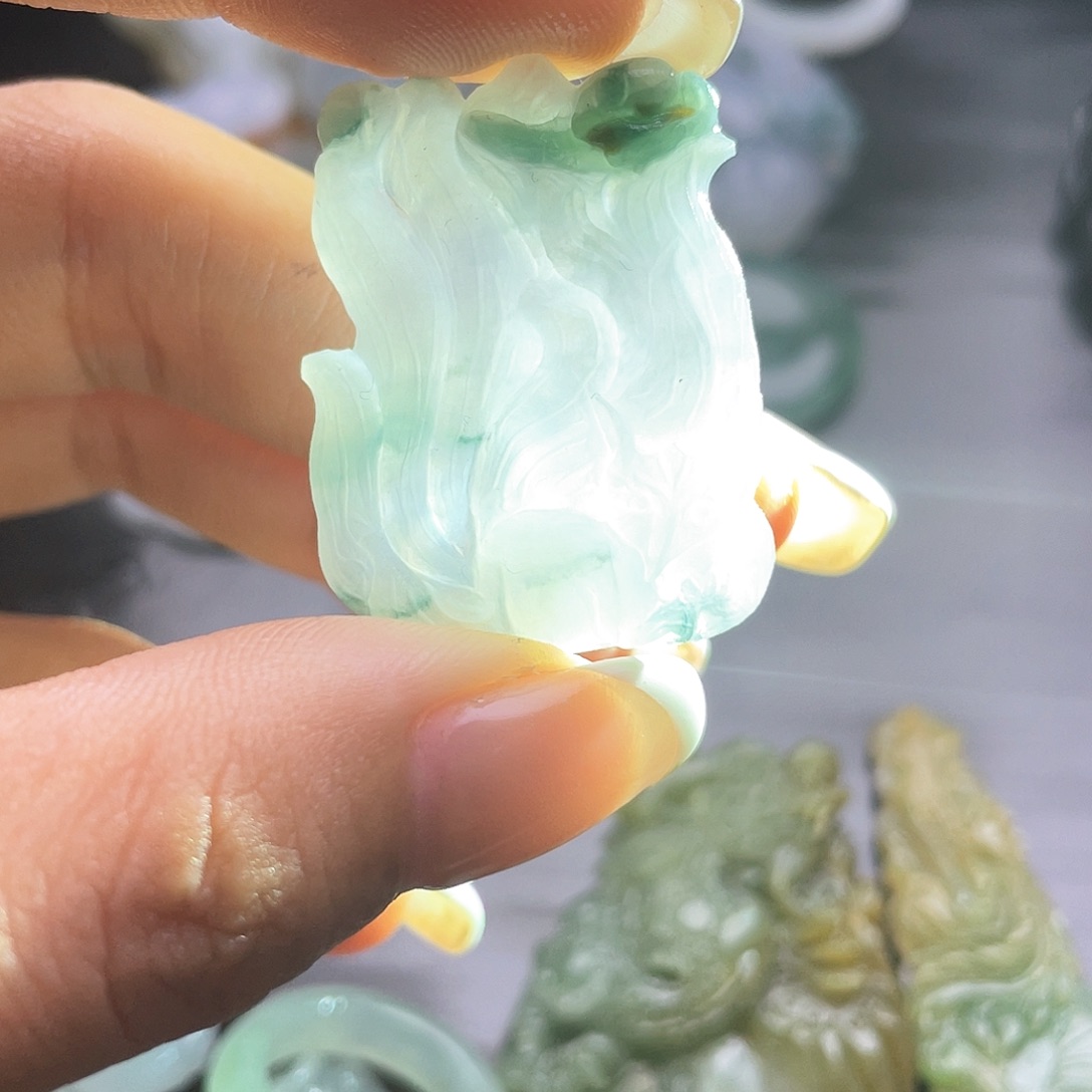 定制翡翠18K金镶嵌天然