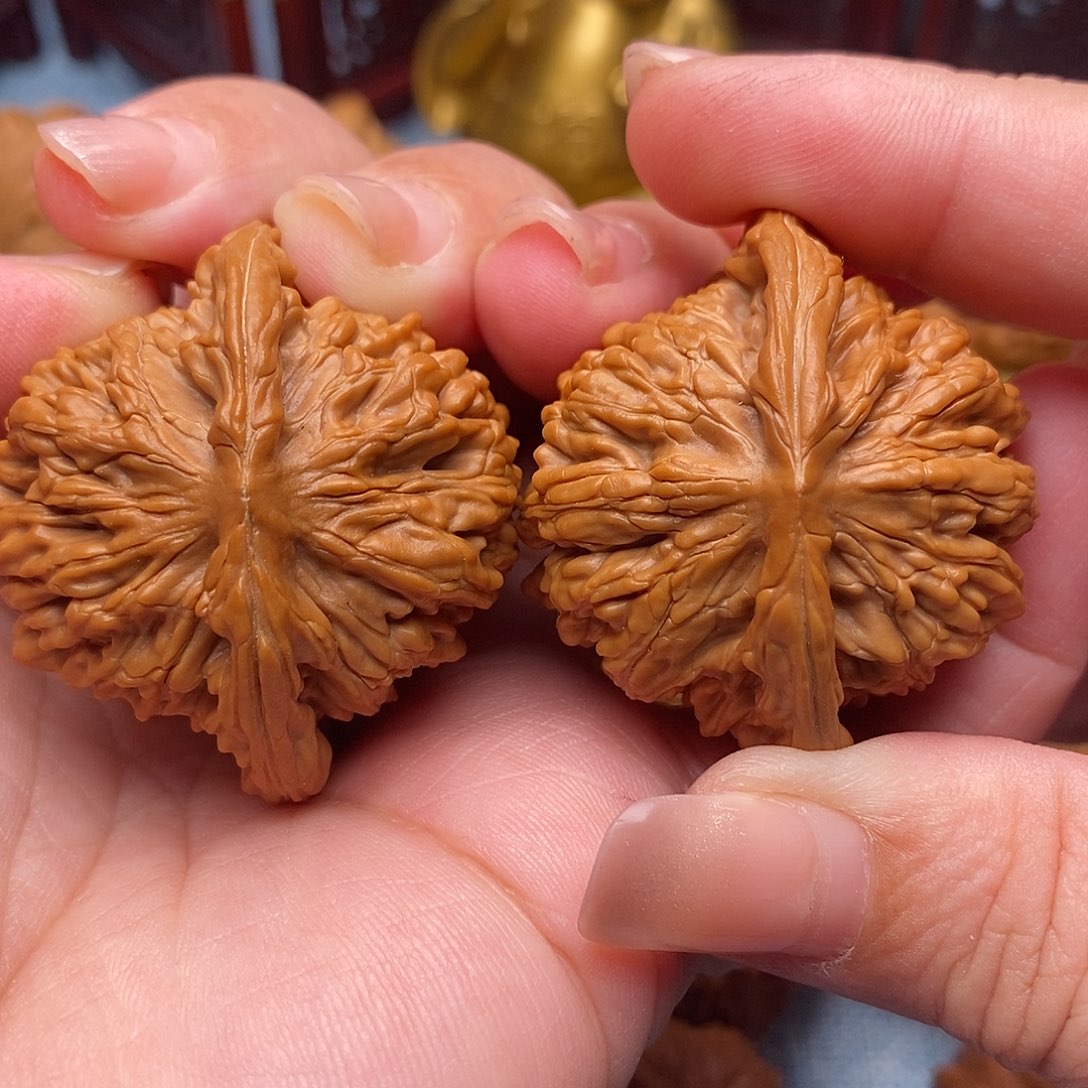 文玩核桃把件43全品绝配汉高楼