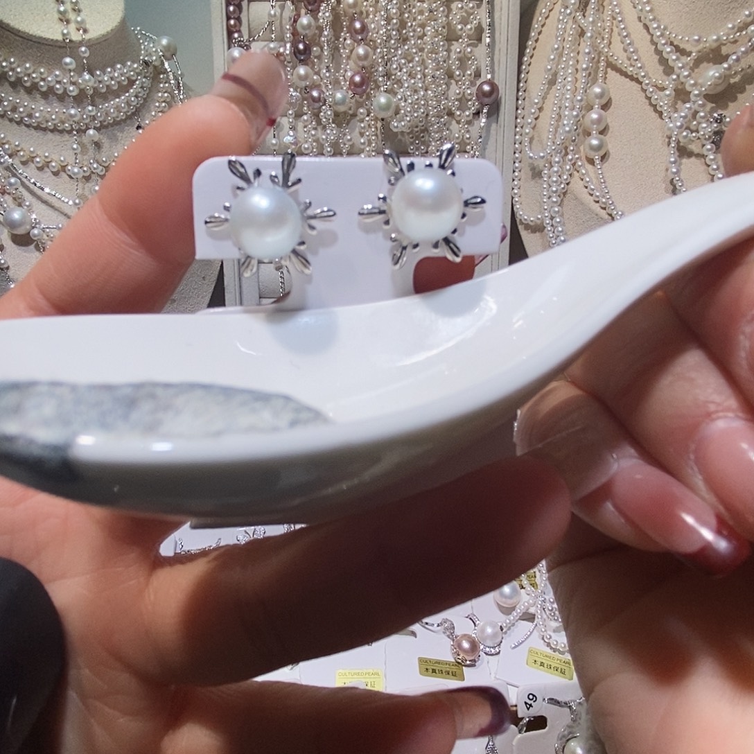 淡水珍珠银S925镶嵌耳饰蓝雪雪花耳钉