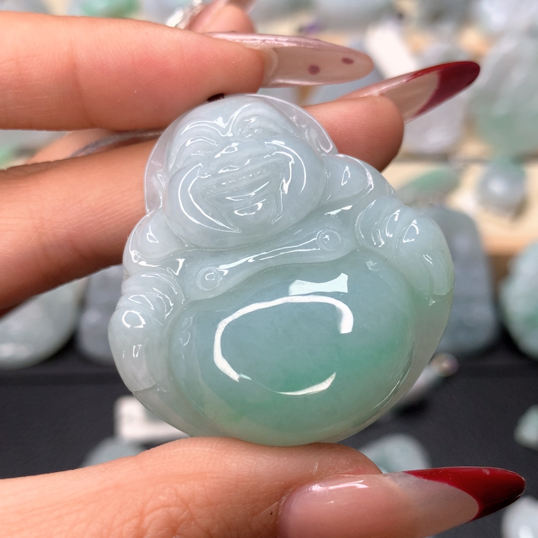 翡翠颈饰未镶嵌佛公吊坠