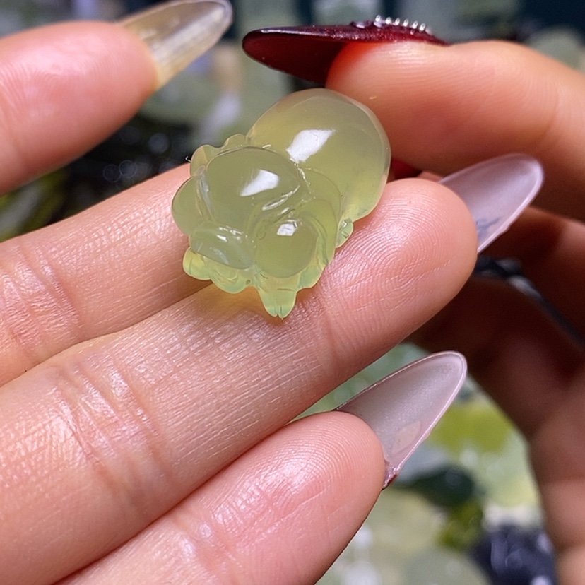 【闪购商品】蛇纹石玉颈饰未镶嵌