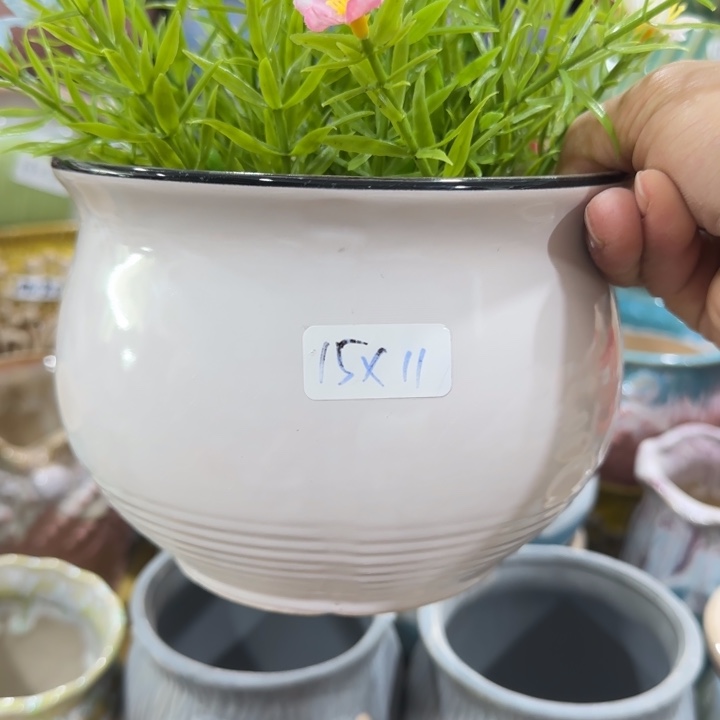 凑9块包邮，有孔，花盆