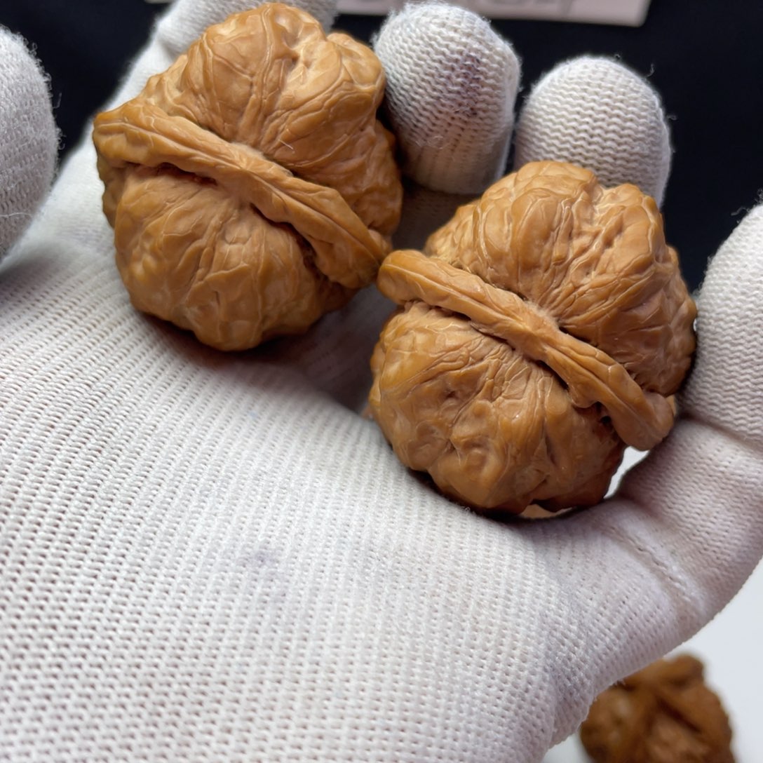 文玩核桃把件40蛤蟆头有修