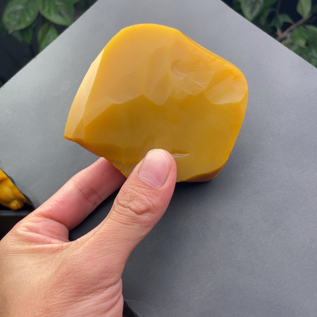 心***福石英质玉未镶嵌黄蜡石料子