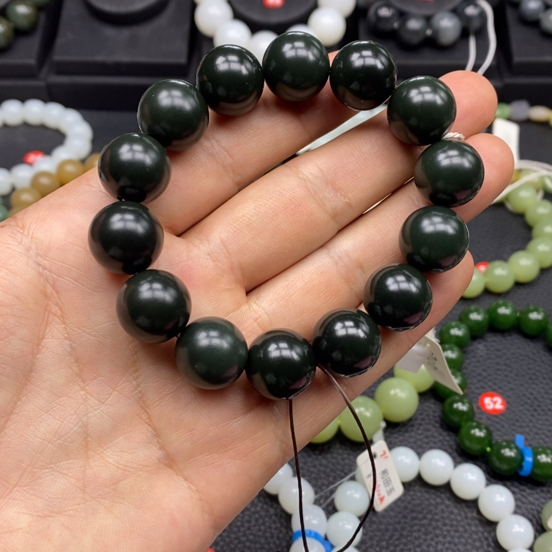 和田玉未镶嵌手链