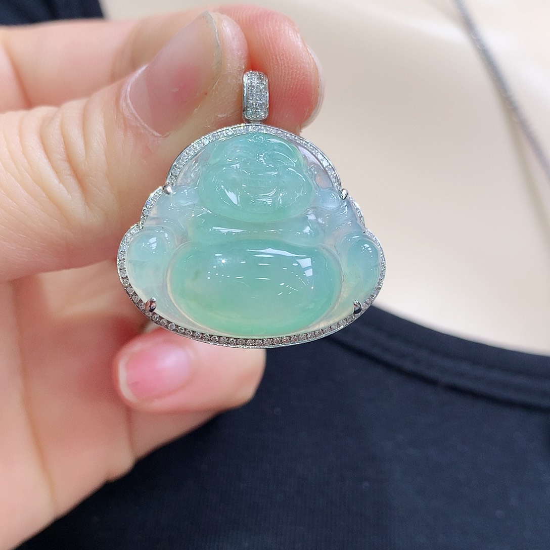 翡翠颈饰18K金镶嵌佛公