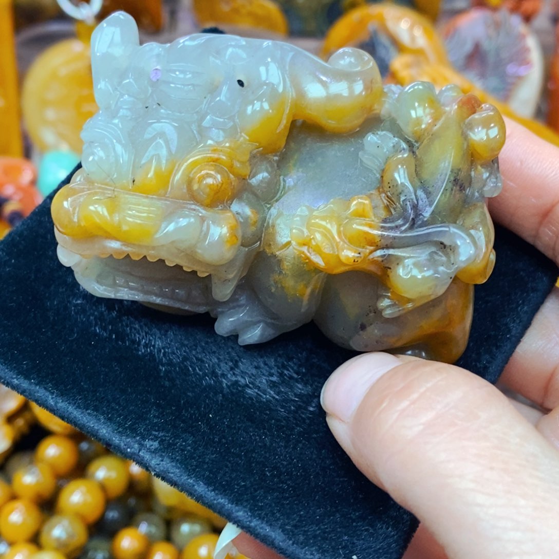 合金石英质玉（黄龙玉）珠宝半成品