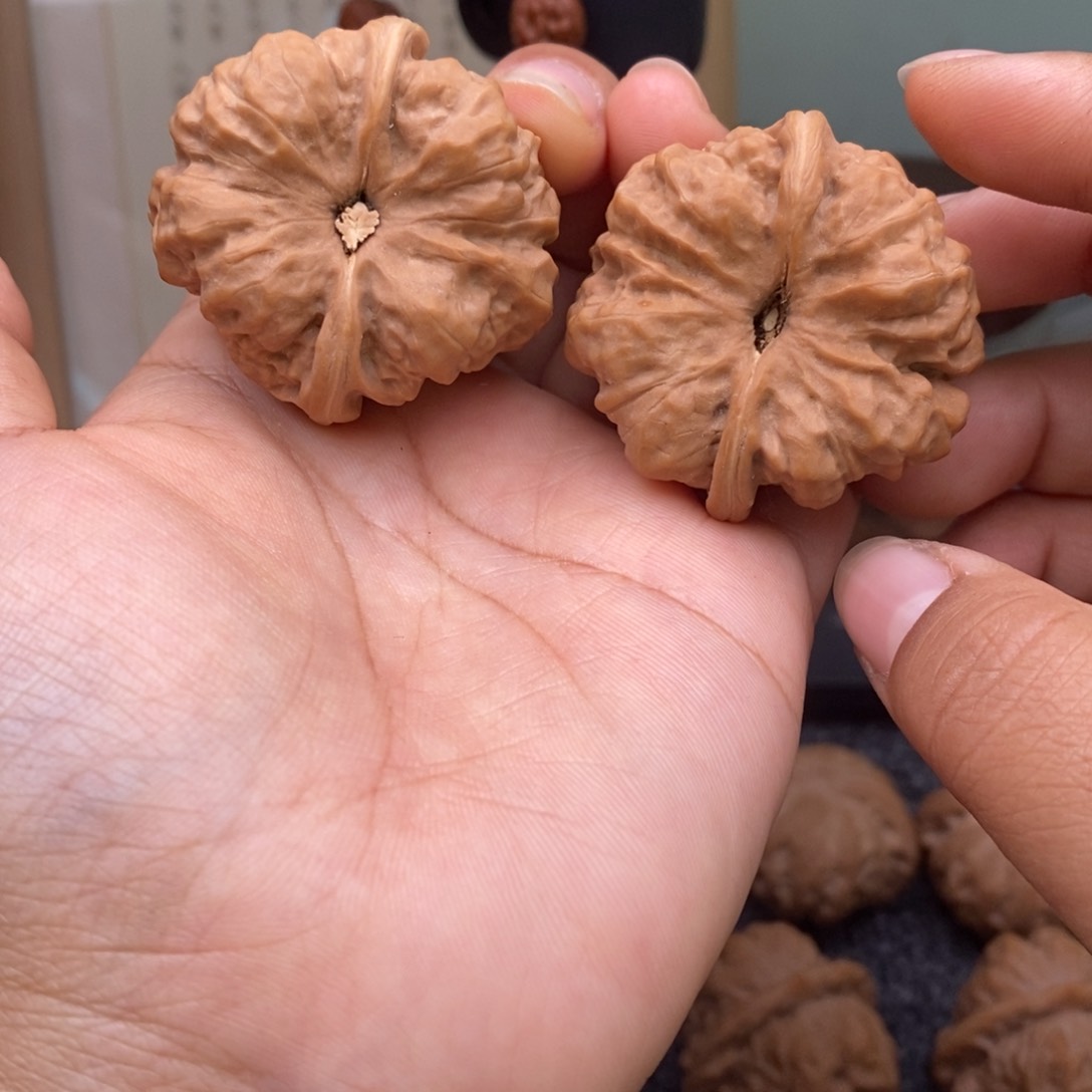 文玩核桃把件40蛤蟆头