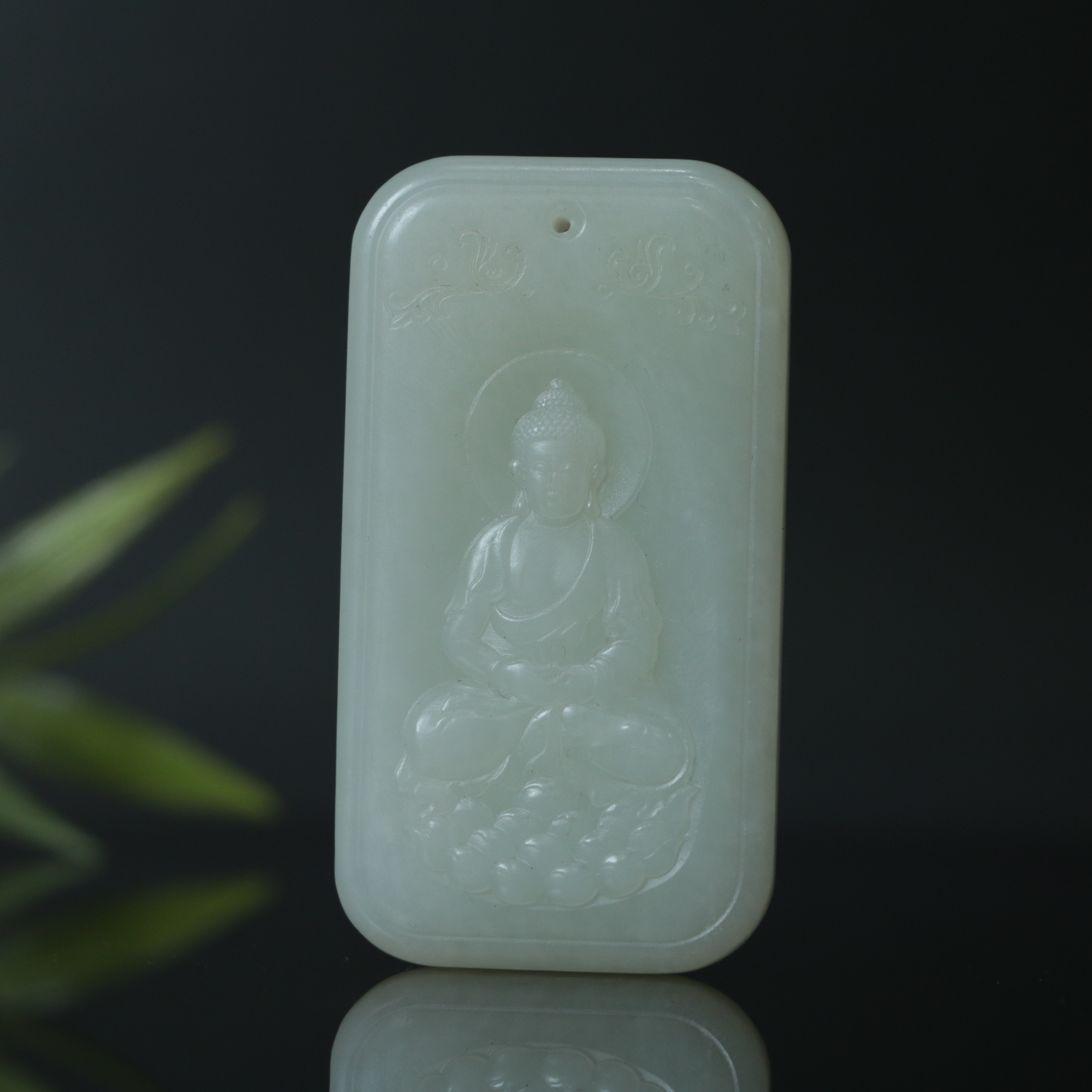 1207GC8819和田玉挂件