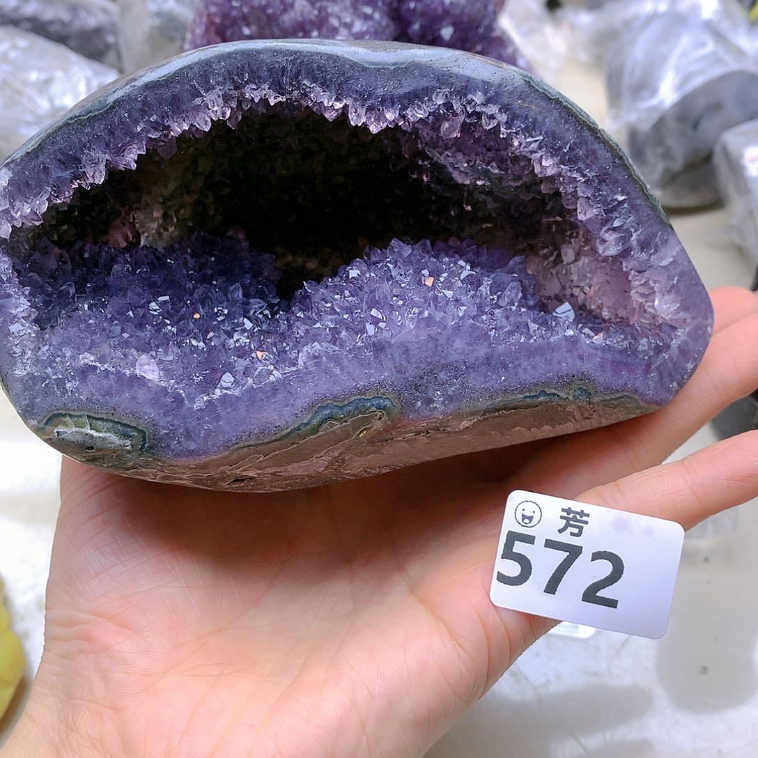 紫晶大型摆件（非配饰）未镶嵌