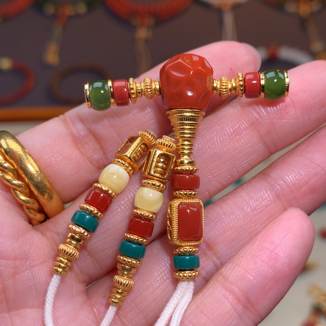 南红玛瑙未镶嵌颈饰