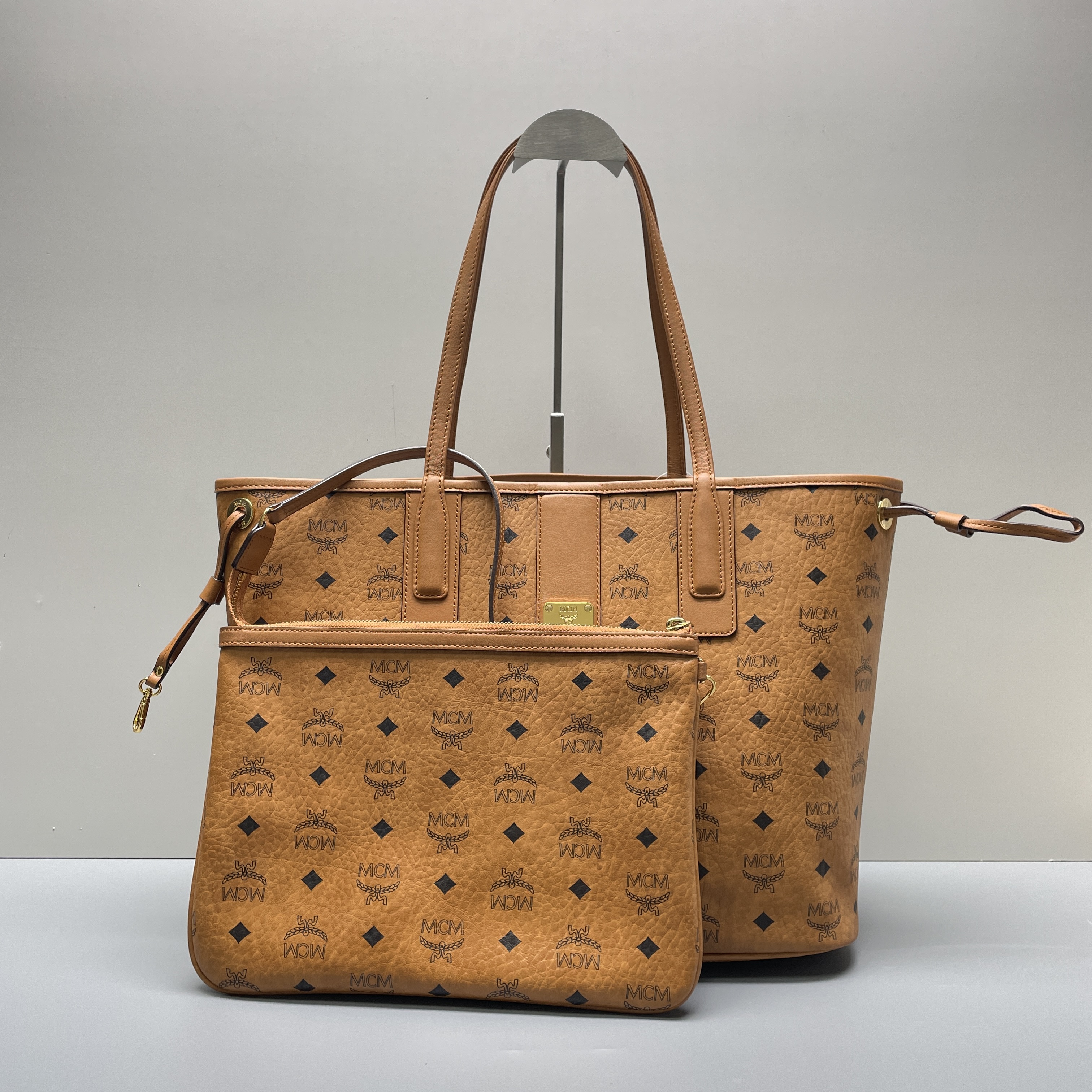 95新 MCM mcm新款干邑色中号子母托特包36x28x16cmG103003