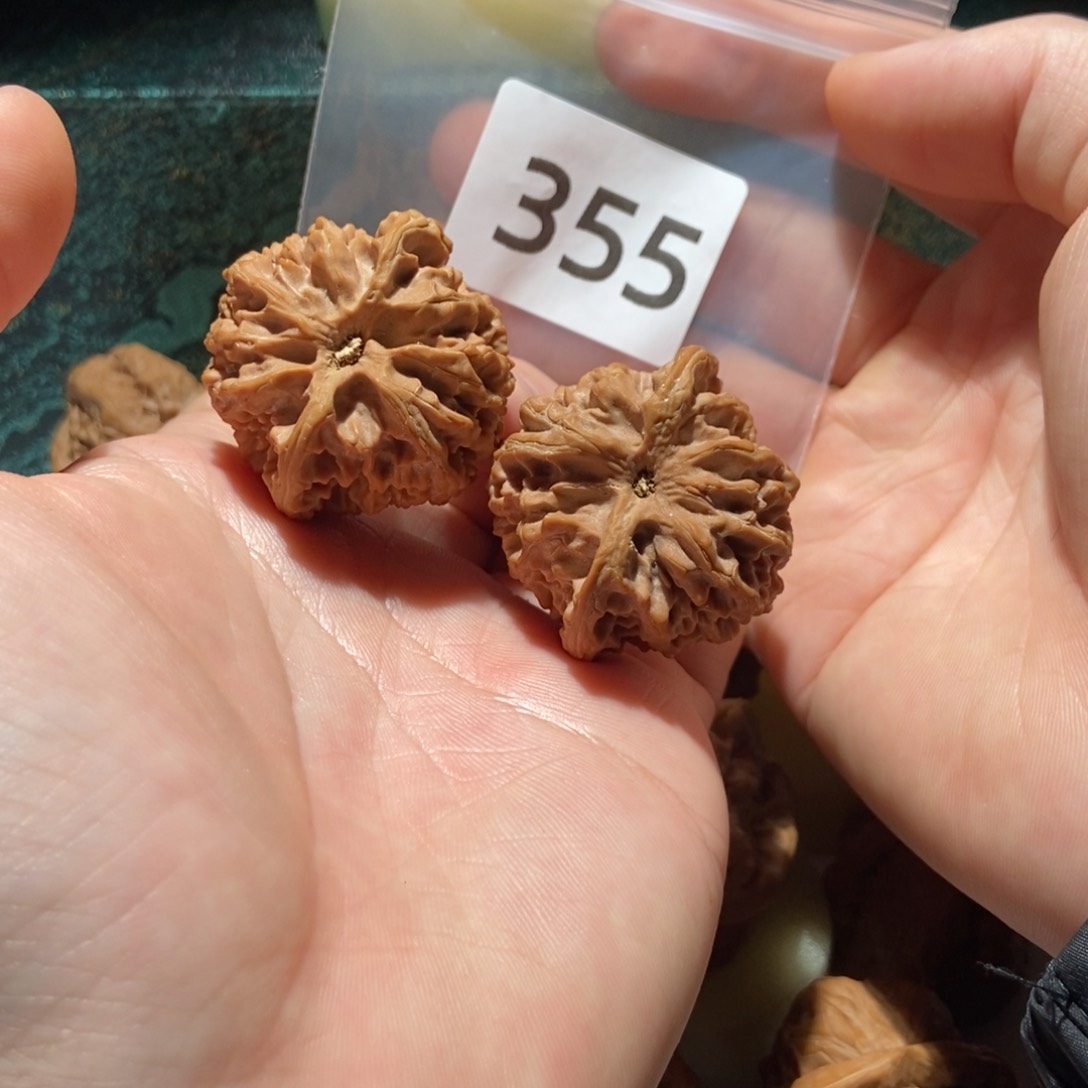 把件文玩核桃Z****I41苹果