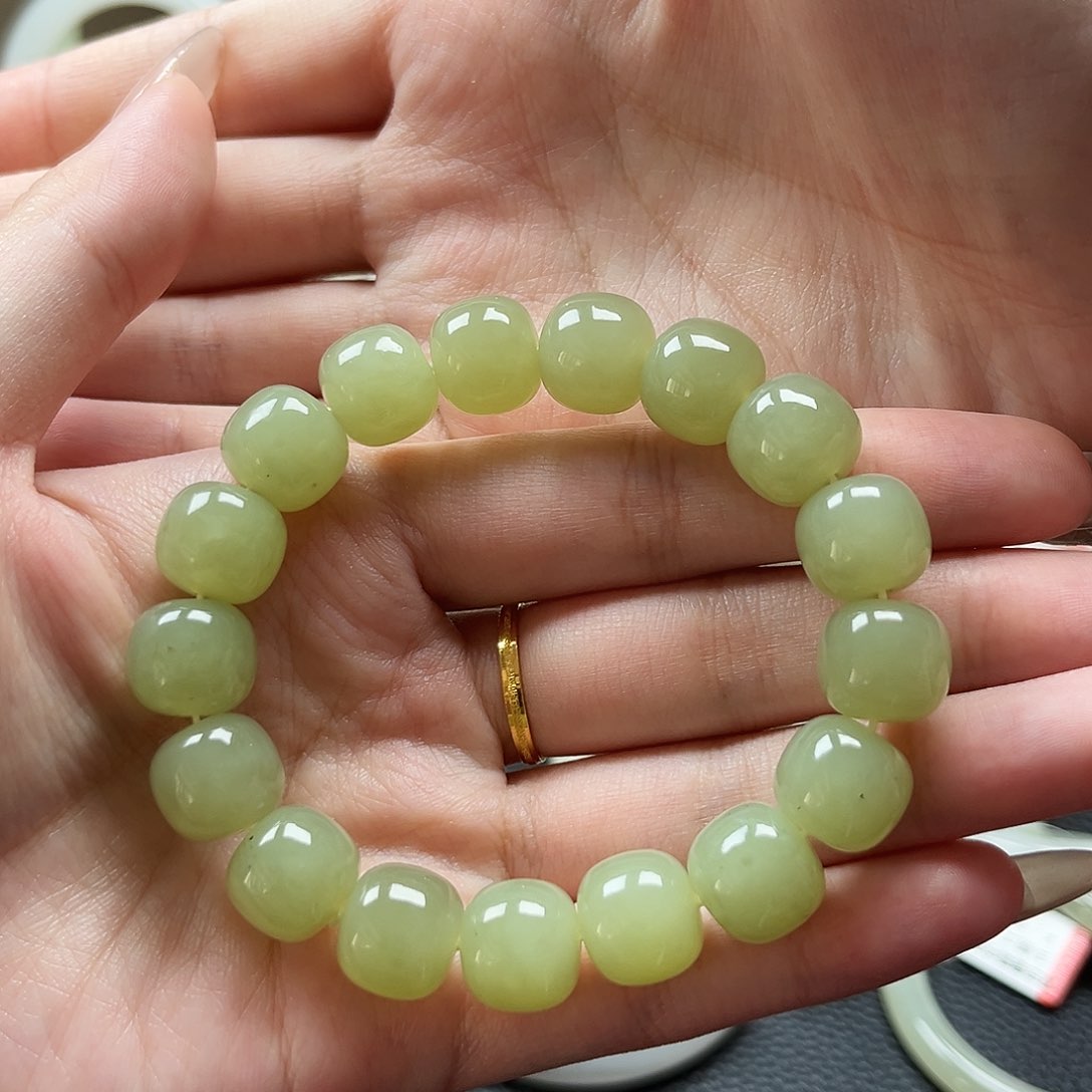 和田玉手链未镶嵌