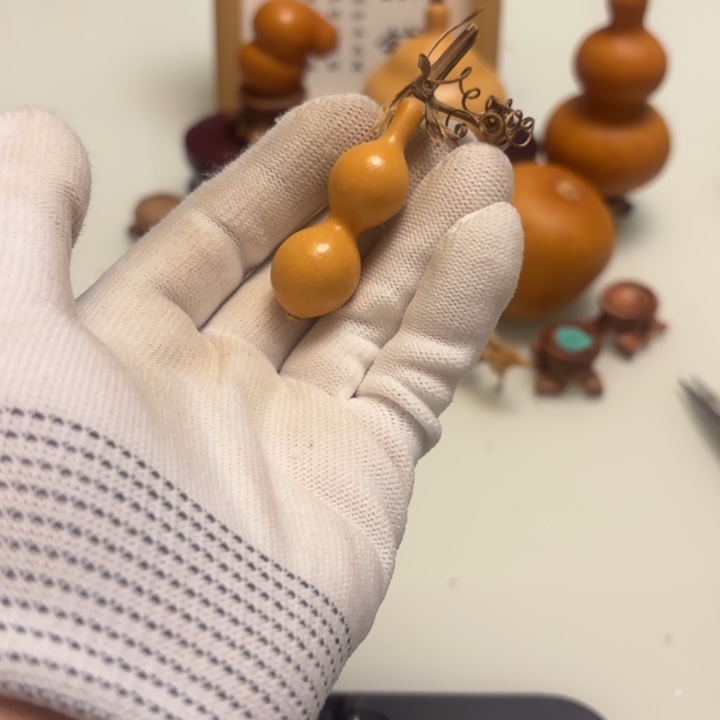 潇***天然手捻老皮葫芦