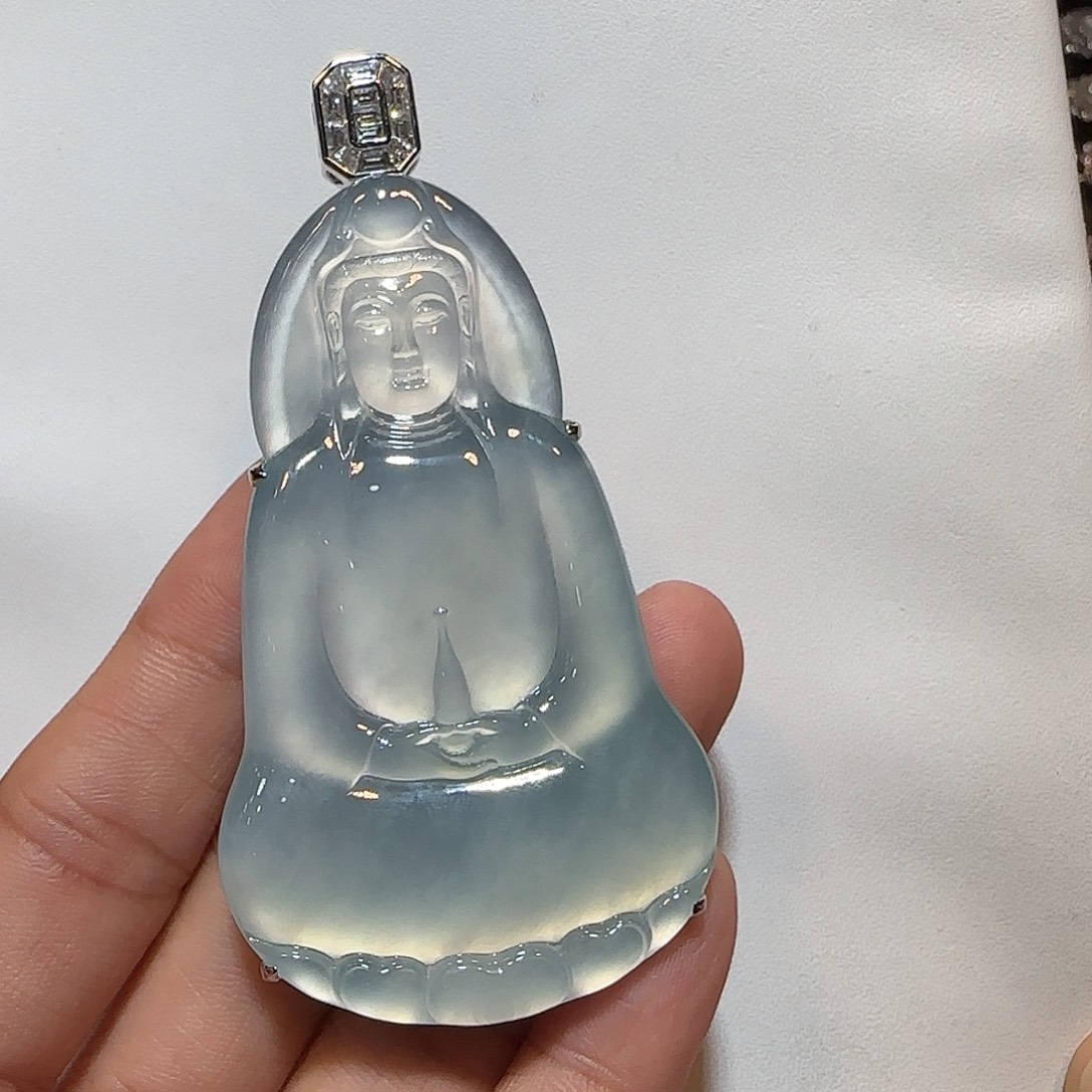 翡翠18K金镶嵌吊坠(不含链)观音