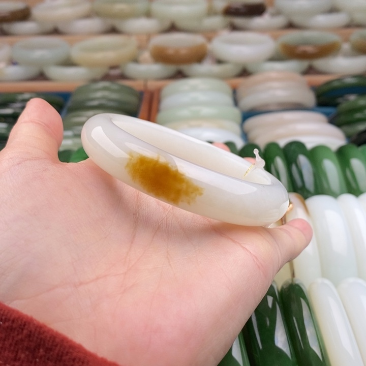 和田玉手镯未镶嵌和田玉羊脂白玉手镯