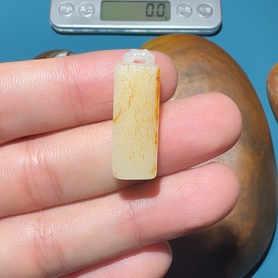 未镶嵌和田玉车挂