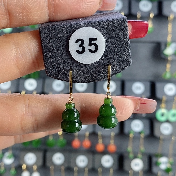 和田玉耳饰18K金镶嵌