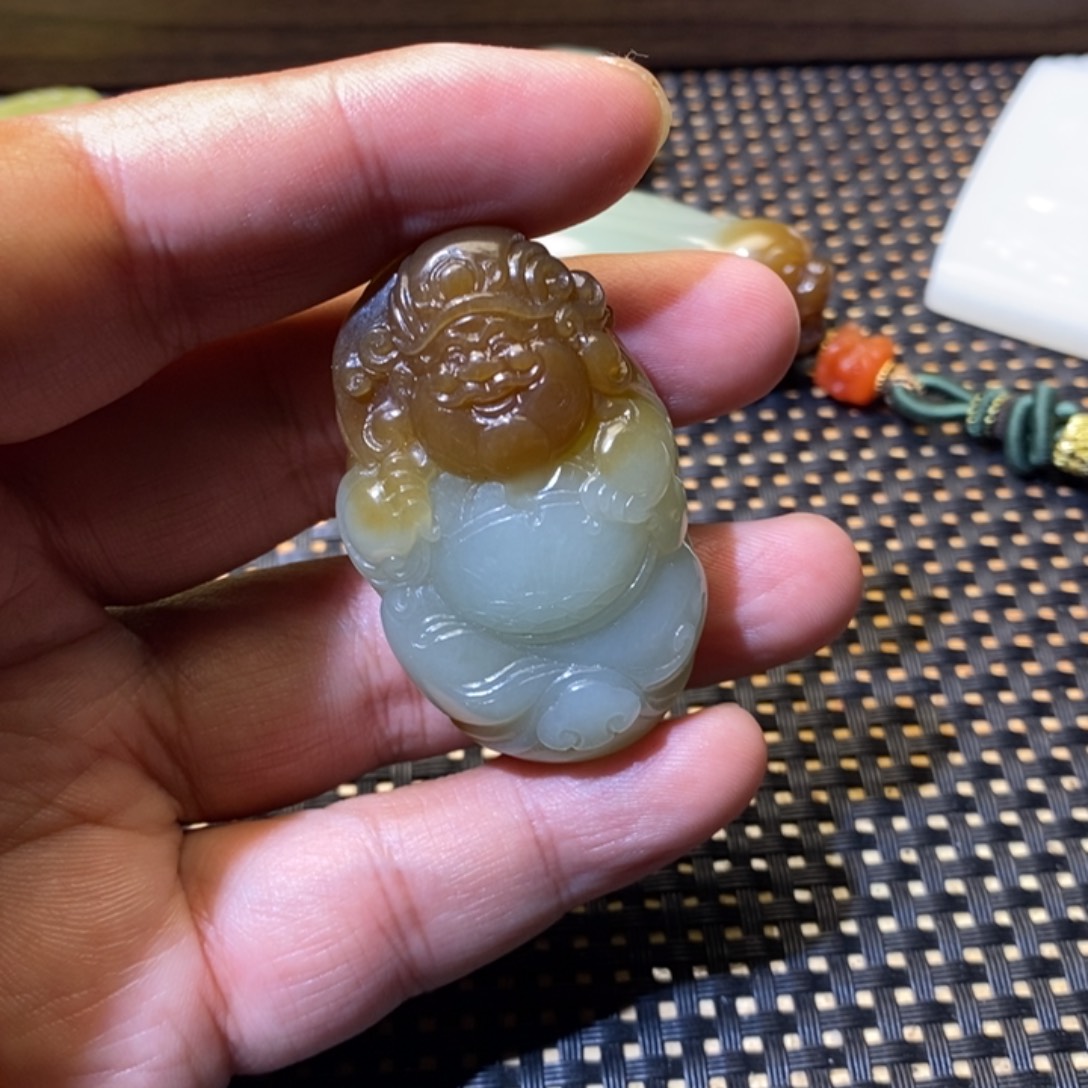 未镶嵌和田玉挂件