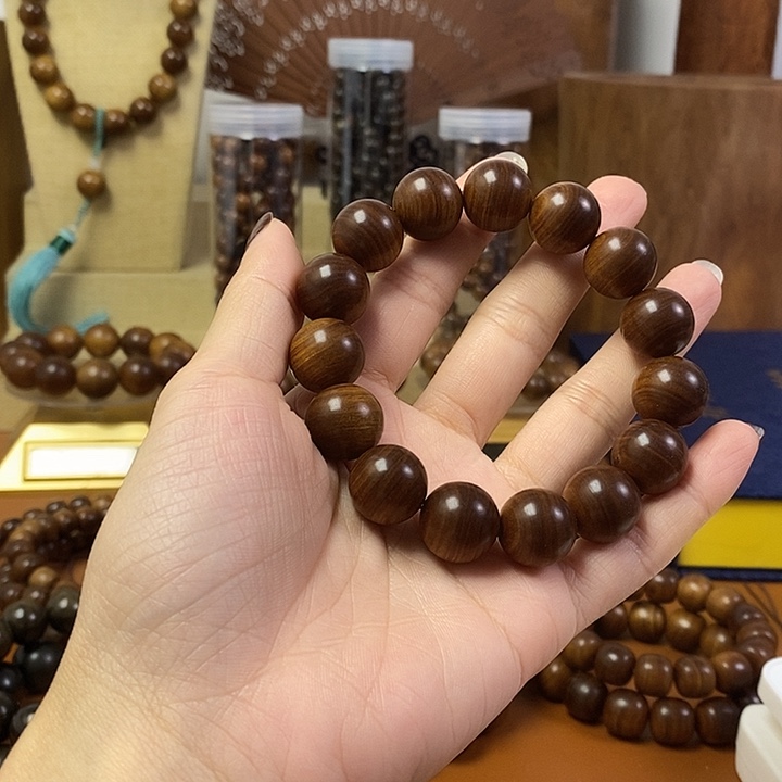 老山檀香黑肉沉水1.5手串