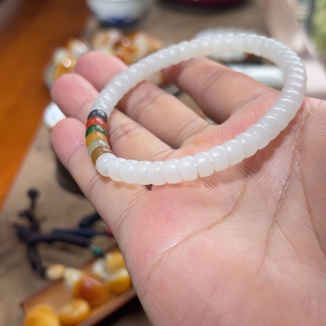 和田玉未镶嵌手链