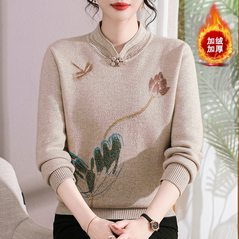 妈妈装加绒加厚秋冬款烫钻毛衣中老年气质减龄打底衫宽松型上衣女