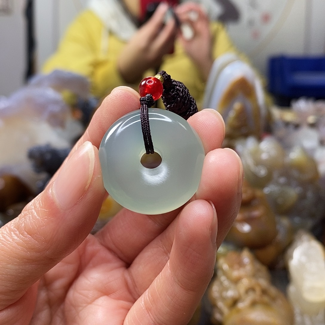 玛瑙/玉髓吊坠未镶嵌