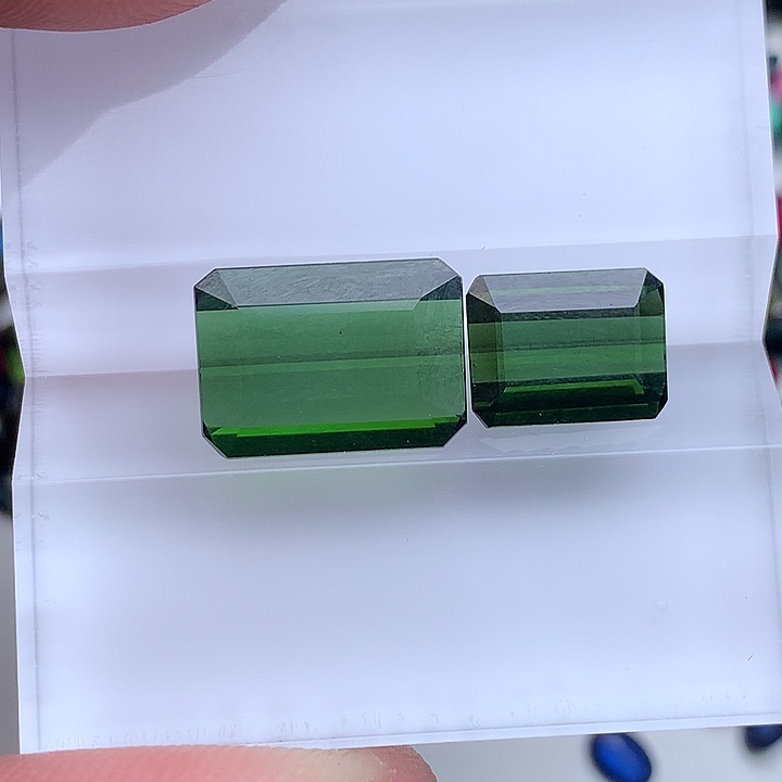 未镶嵌珠宝半成品碧玺2颗碧玺