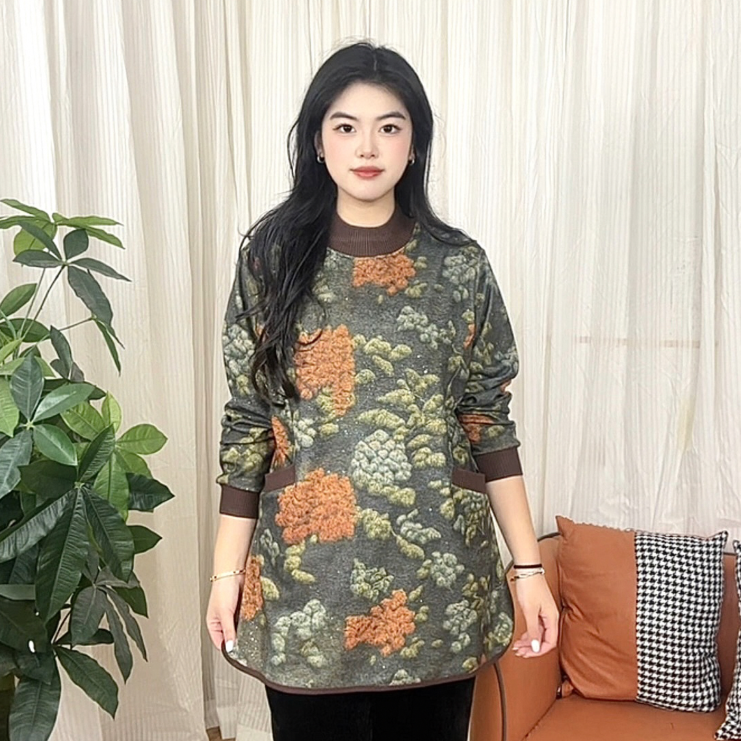 秋冬加绒加厚时尚百搭宽松大码妈妈装洋气保暖长袖打底衫