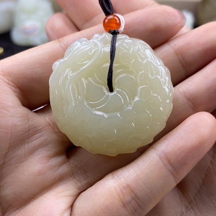 和田玉挂件未镶嵌