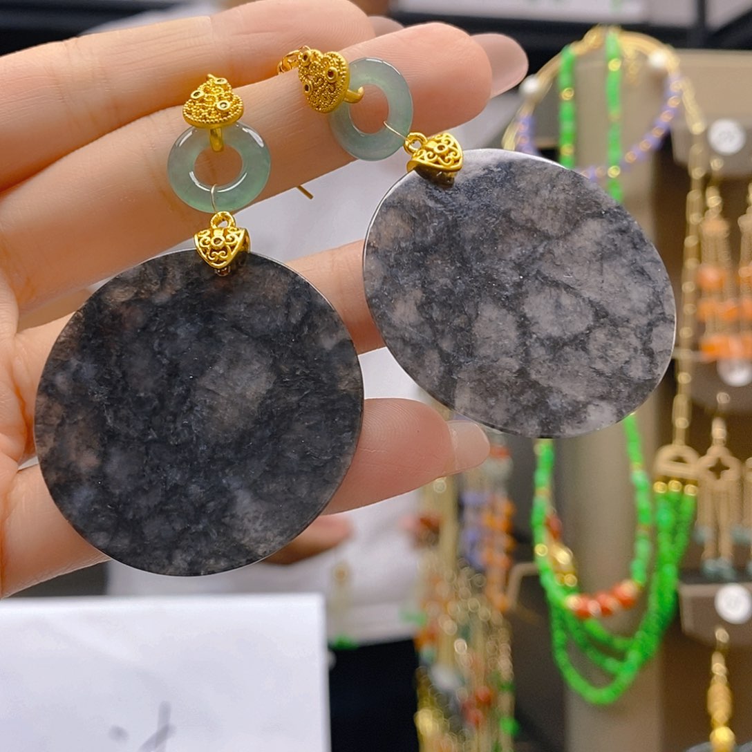 翡翠合金耳饰翡翠