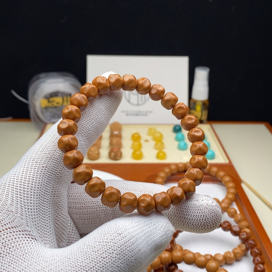 天***酒猴头核桃吊坠猴头