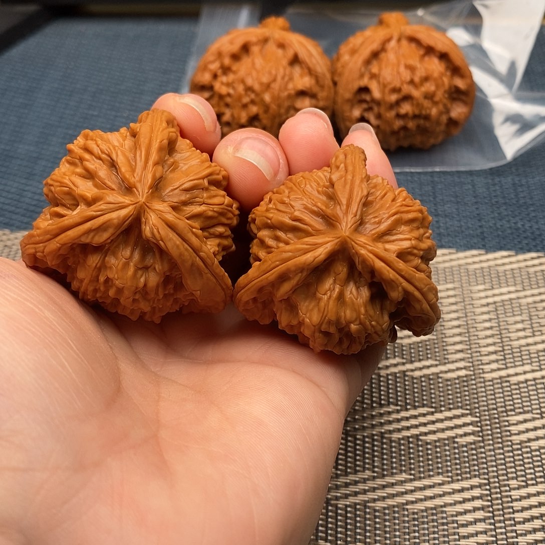 不***要文玩核桃吊坠三棱