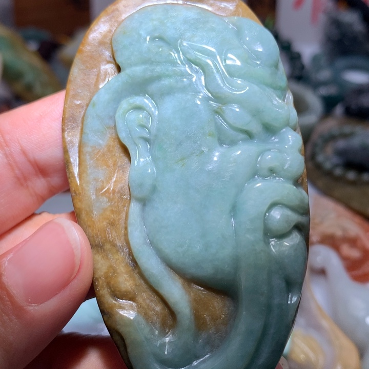 翡翠未镶嵌颈饰保真天然A货翡翠