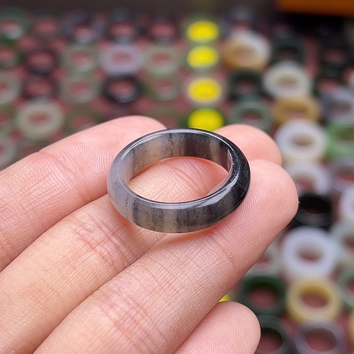 和田玉戒指未镶嵌17码青花