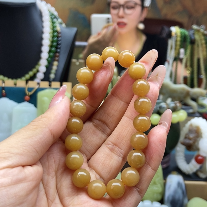 【闪购商品】手链未镶嵌和田玉（糖玉）甜****?