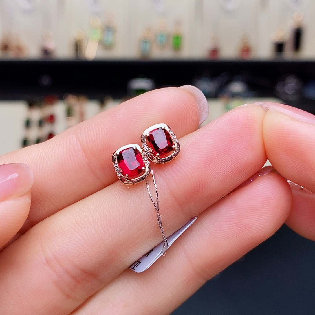 碧玺耳钉碧玺18K金镶嵌